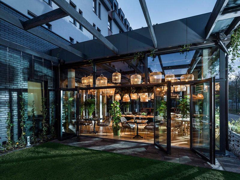 6F47295794BDE32F51966DEB7AEC5AF9