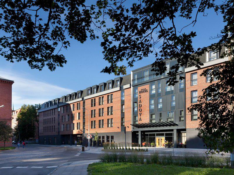 F7A643C36894408AB962C1E6BBF5CBBA