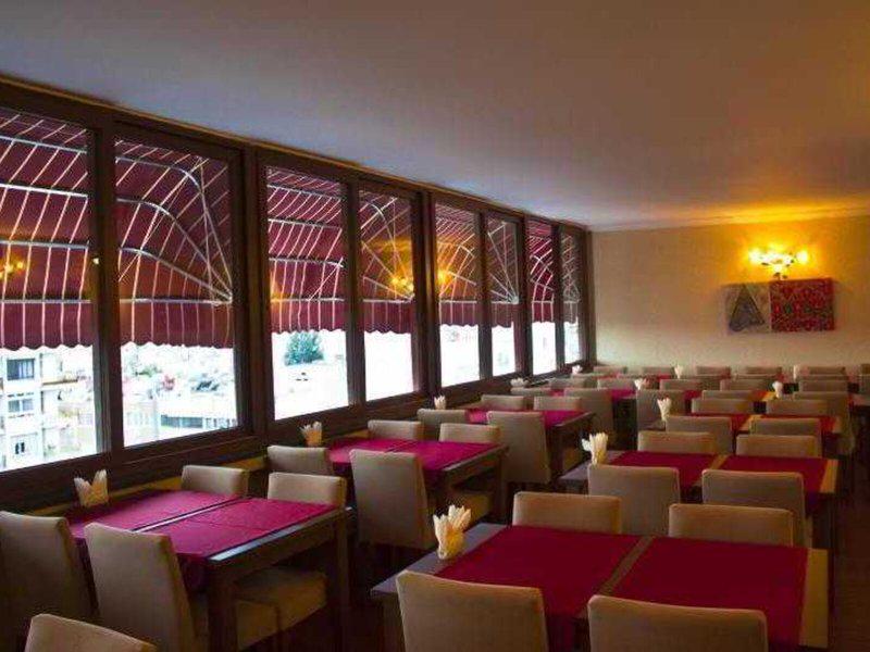 4DC473443B5F0030B40D8430EFBC9DC0