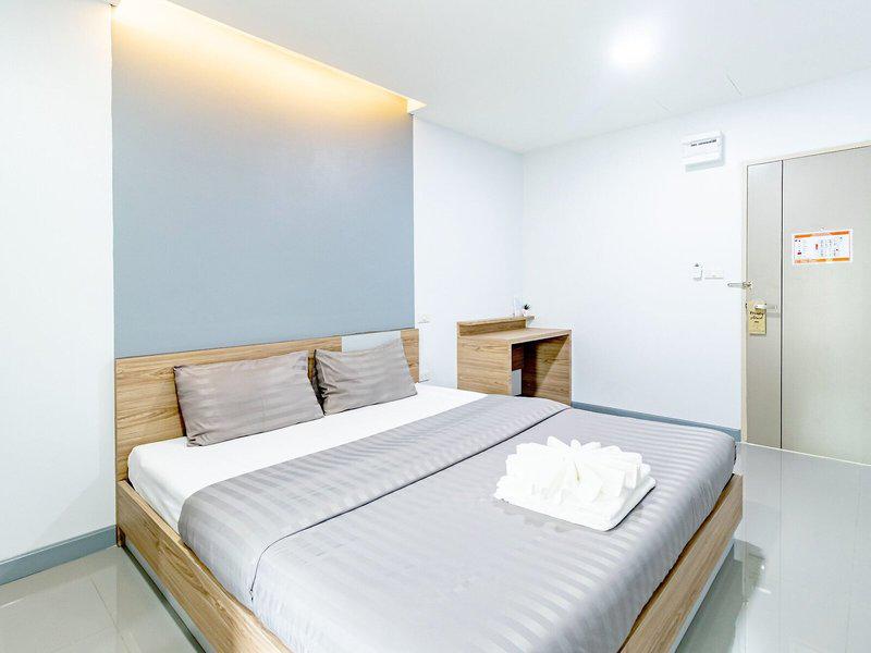 AFD107EEE788D3ACF7A562A1AAF40F81