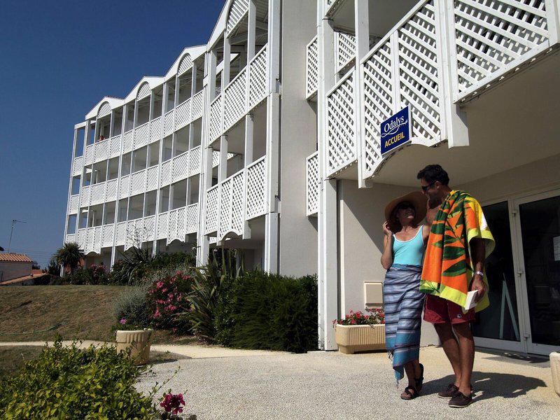 8CE64C4B21DD8A8DC00E973C347870ED