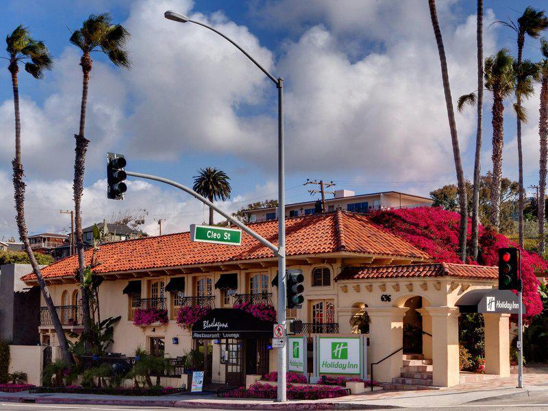 85DBB5BAF42593BB8CD2E9159FE1E311