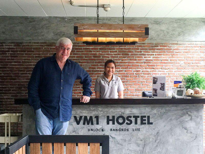 8D481DE82DDC379CF7A065D177C133E8