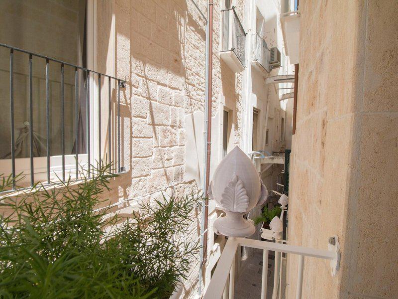 244FDF9D406ED31059D926AFE6C37EAB