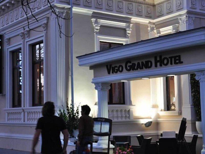 3BDB985EF83E08D98CFB1B51F7828E2F