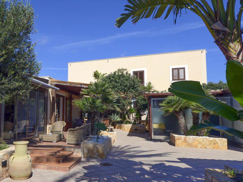 1C1035F918D4B32EDE2543B64CCC2BDC