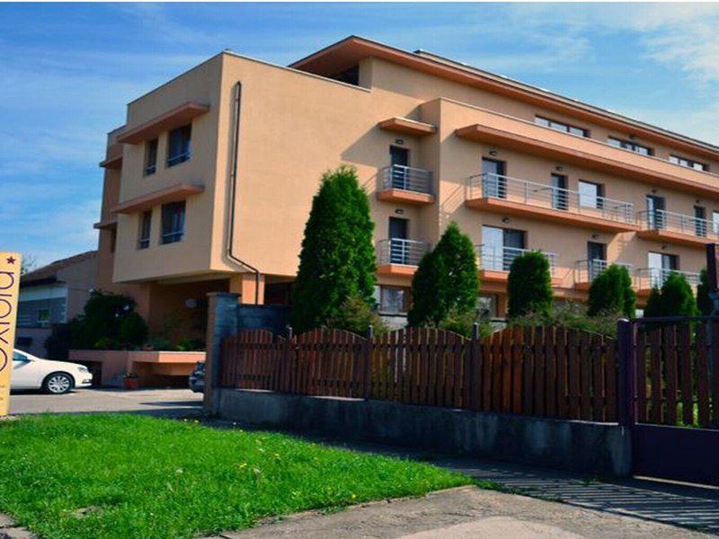 6AE8E35F2D6ACDC956D2A74D04224D13