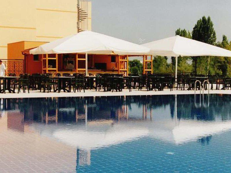 D5371B12AC1FA35DF7AE007D6330CF6B