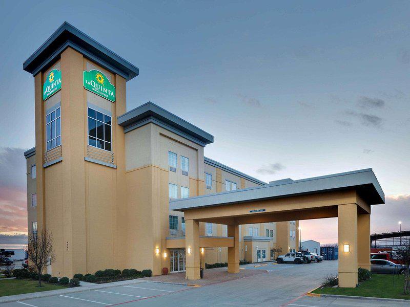 5AE17535FCEFF7893B635A1A1B3A751A