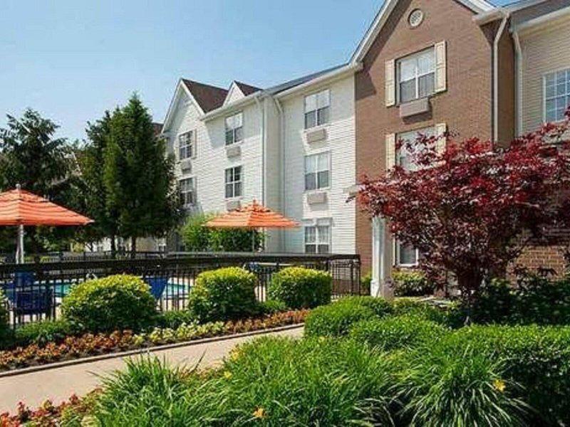 DBAE111C14B00FA5FAFE736B3D12AD2C