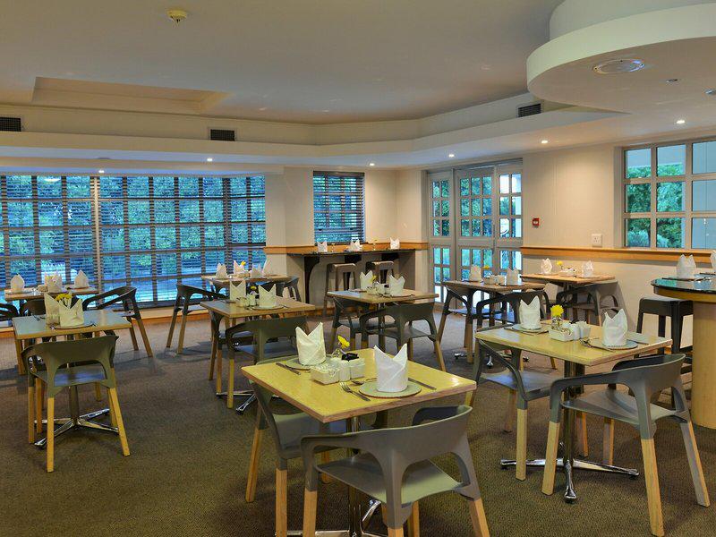 3236A819804CE8D2F62F264C1767308F