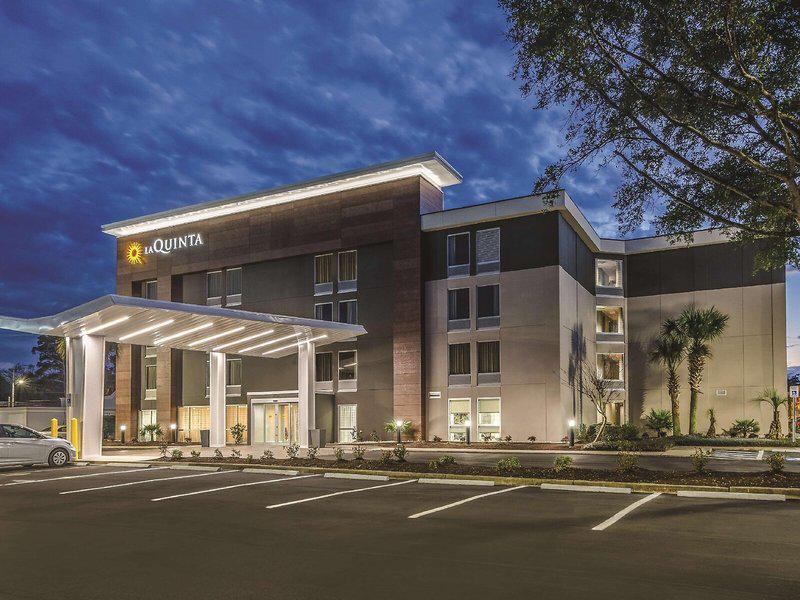 68FEDB7F98E2A8735592033C42BF5FEF