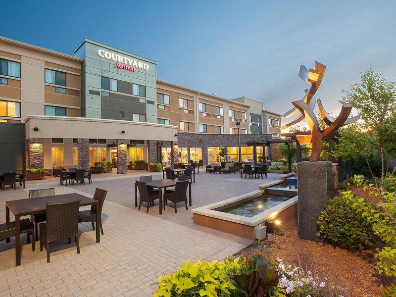 93AD499C90666F39E6D6885FC1CC6EFC