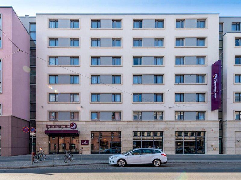 40734A6E1965842D24963C9A26A34775