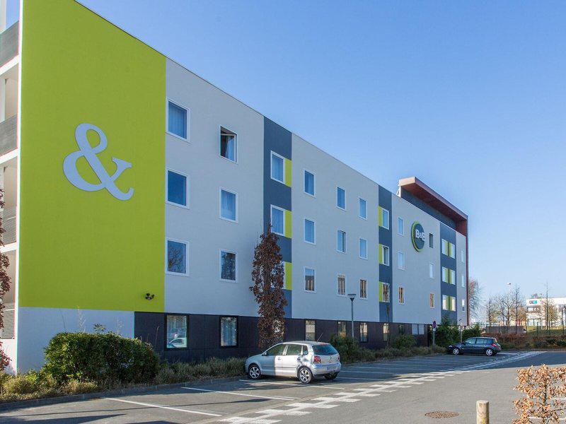 2B11C82AB4241ACD595ECE67F3402669