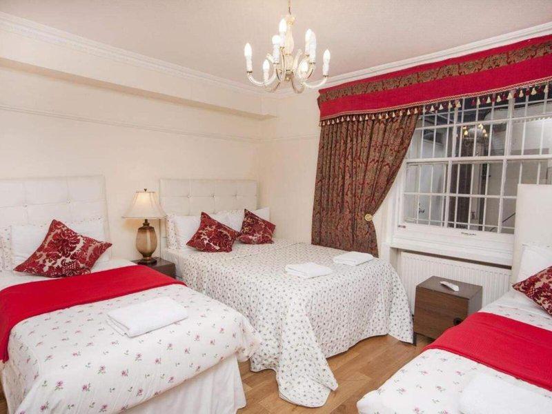 9AA88A132B1A19ED70B5A25EF19D4221