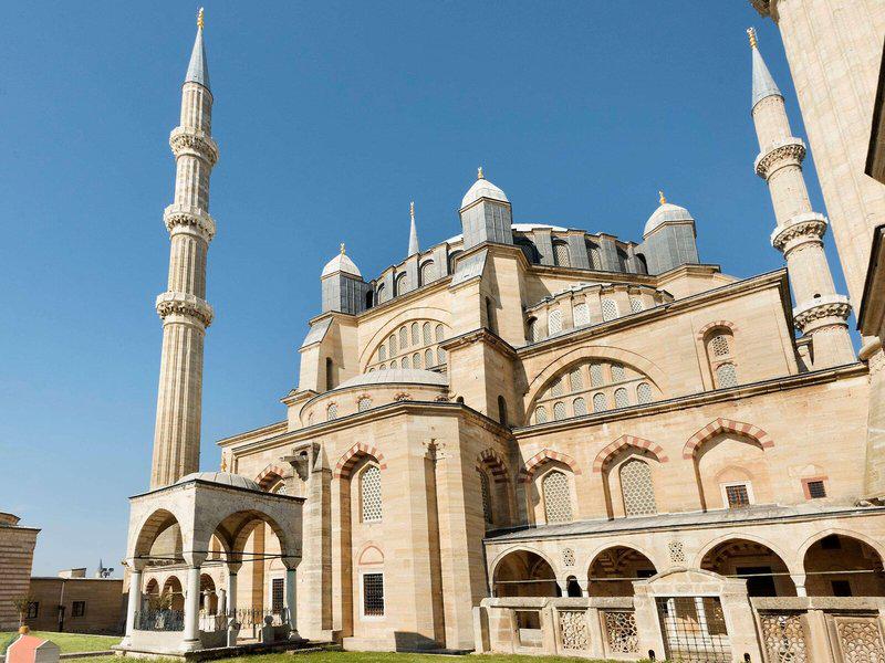 CAB4CF4BEF167889350BE174BA97CC61