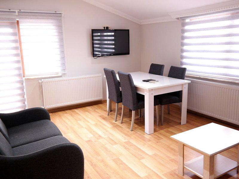 226EEBA73BD4EF8BC9BB00003E74EEF3