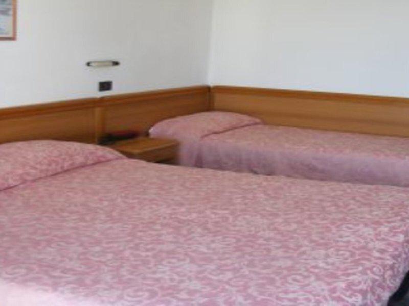 AA2D5D43BC16ABD97BD1851FD7B5059C