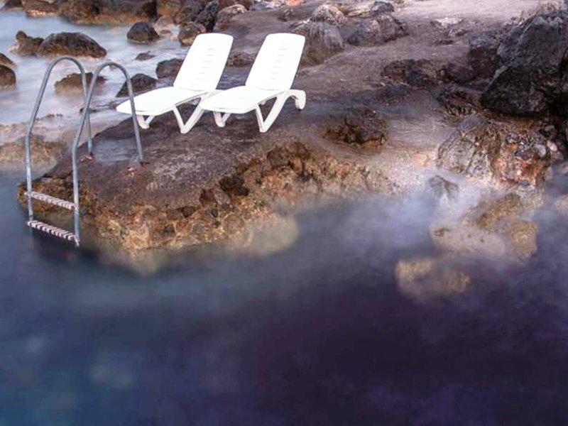 8DFC743065A4B6397D1AEC2A43E61B3A