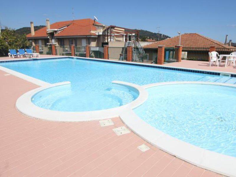 73A2CEC4A156368700F24F856ED5EDE2