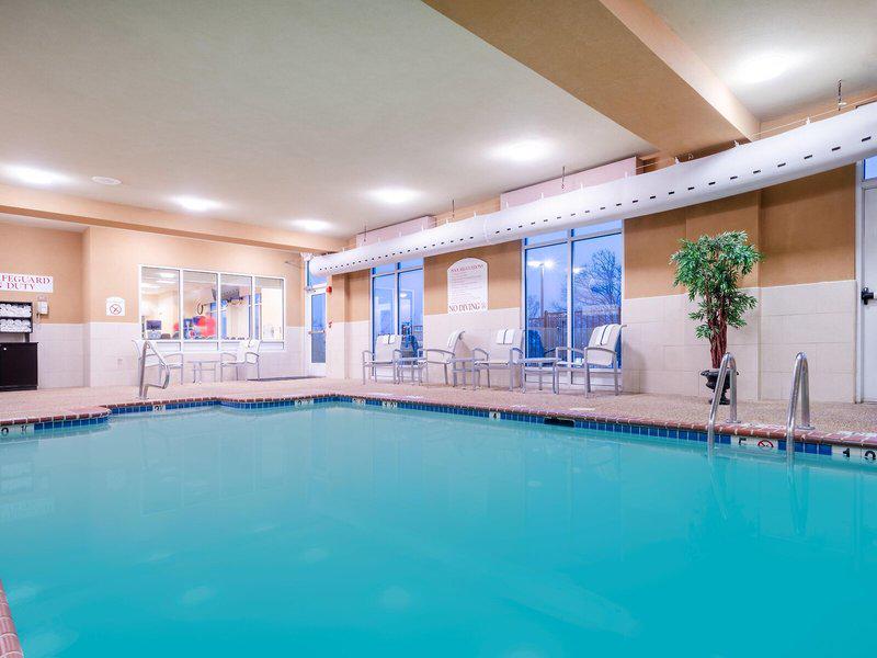 E0F769AC581F2894BB0CB702DE1E75EB