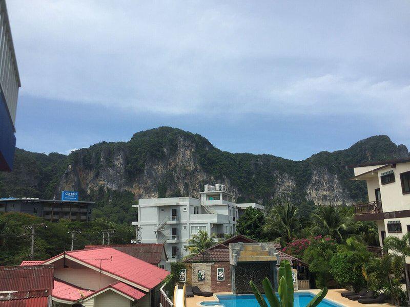 65E45E7A091D23701CB09E9AF92BA313