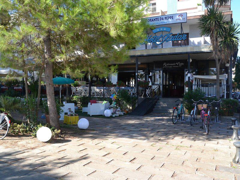 F822AE30264ACCBB9D6B4B73E426DC8F