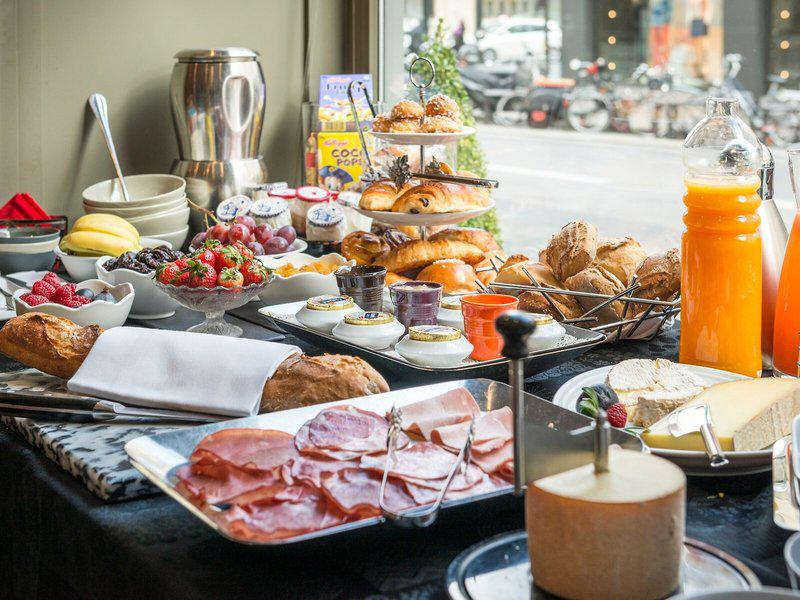 1857B14DAA928DAFCE89F309D6A48AE9