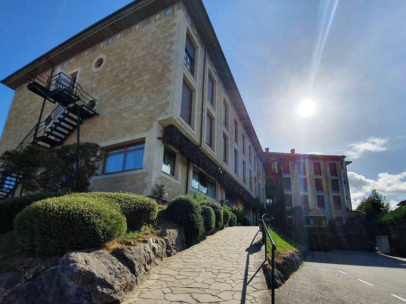 E6531B5EF1B017EED4D4ECDCA09B196A