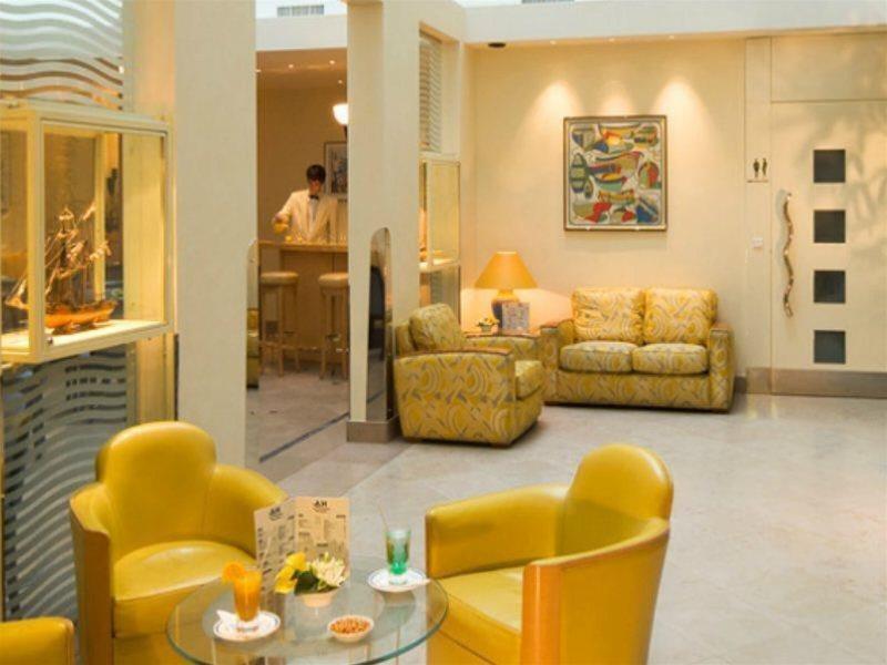 BAEFBFC452D02C7EB6CE5E26677E46CD