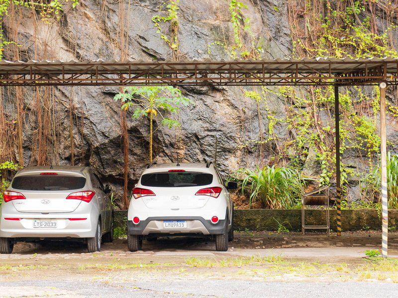 B625FD58155A4BD3ABBD2C588F30B355