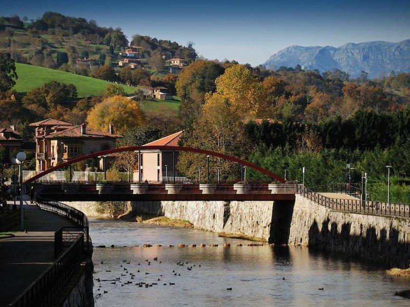 DAC248C4D6EEA4C0064D55FE53340D3B