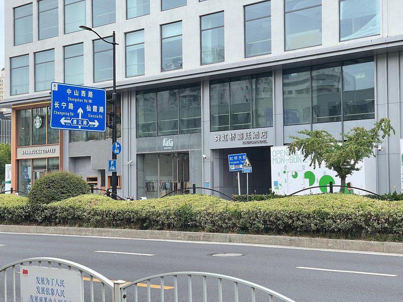 F0B65C8B40D78755F2356E17EFEAB744