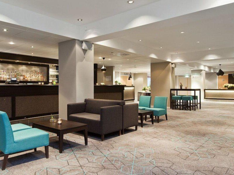 672AA1FF797145461A4C45F8D8D3CD85