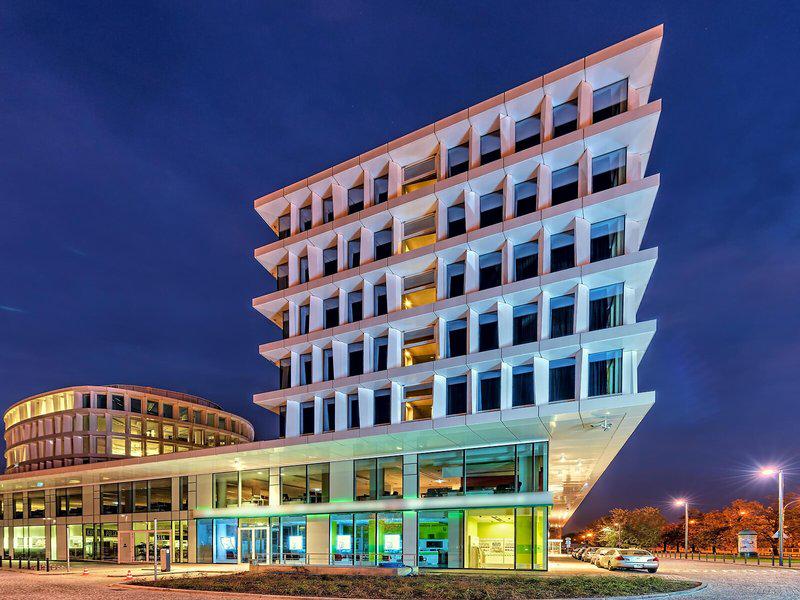 15AAD1119F41F1D21A09913907948A86