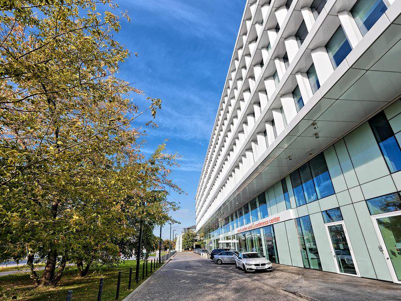 9BE5728AA5DE07DAECC59EB37273A3C6