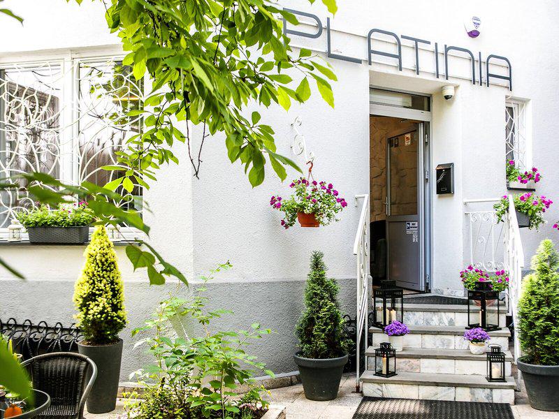 6B43BAFE01E04D01D631C0FAFEE766B8