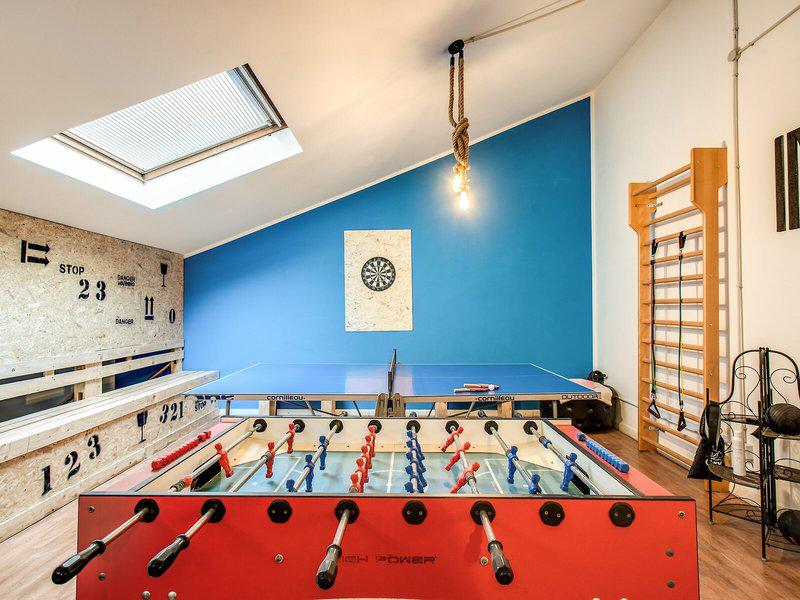 B76BAA9B17FF81D736559D484DE26BAD