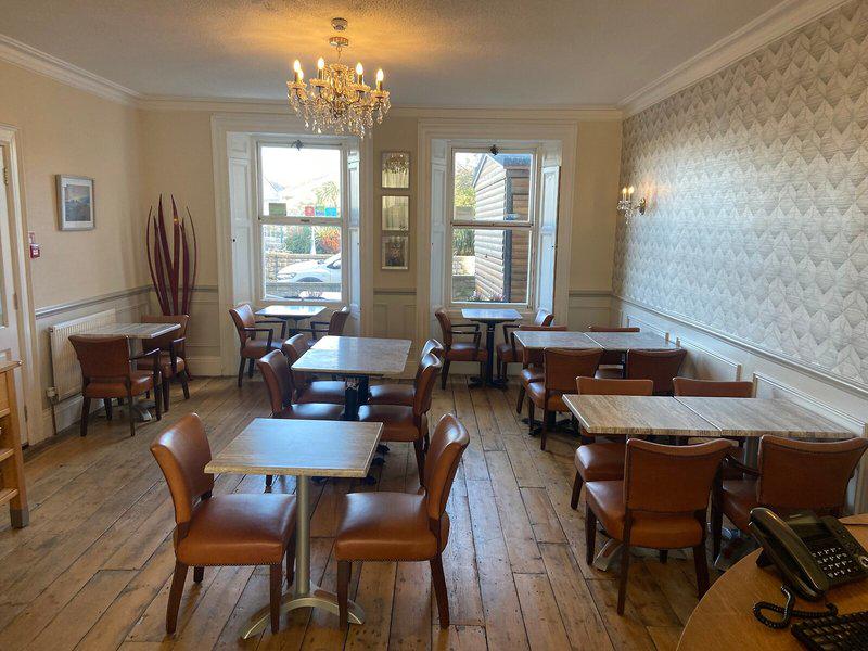 85B3C8E411CE40FAD5231E1B3DD1048C