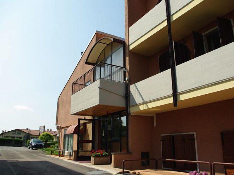 6D6A128BE0201094E877F62CF8CCDBA2