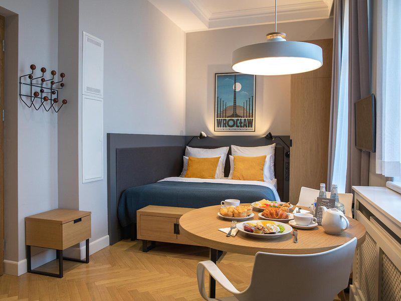 E239F3C0F9BAD86B11AA4DA726EE4B5F