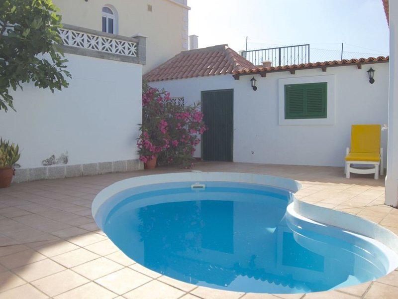 8FE53856A691D4CD042600F1A22A9703