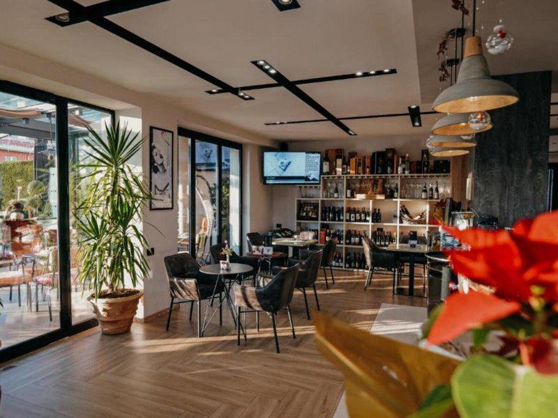 B5213C16379495A9B448590B6F86ECF4