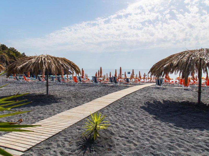 4EFBA34AC09BCD9C13DC72059766B3EF