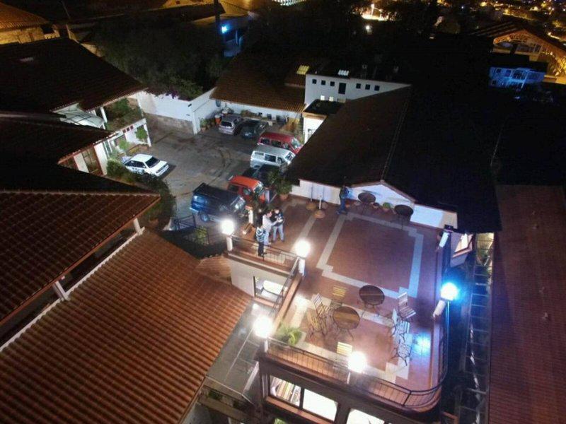 B9A8986A70EBBD73DA3466423E9E40FE