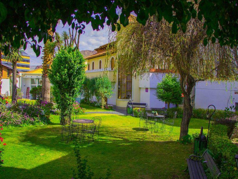 F2D996B8711F76CCDF63FF98DFF4B60B