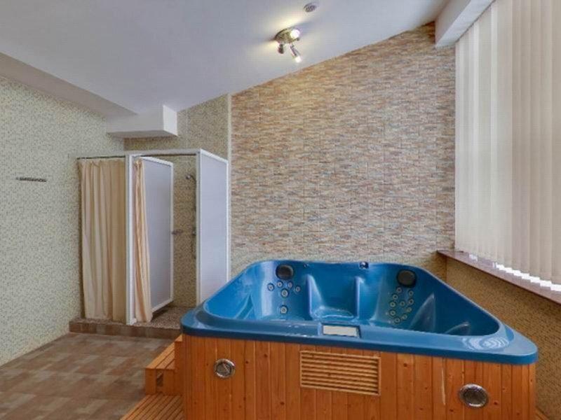 7CE8ABA86788756C3D05FEA37790EF66