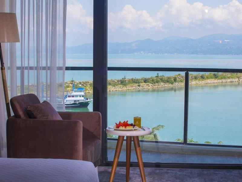 2282215426CD77B16D9ADEB046EE5D04