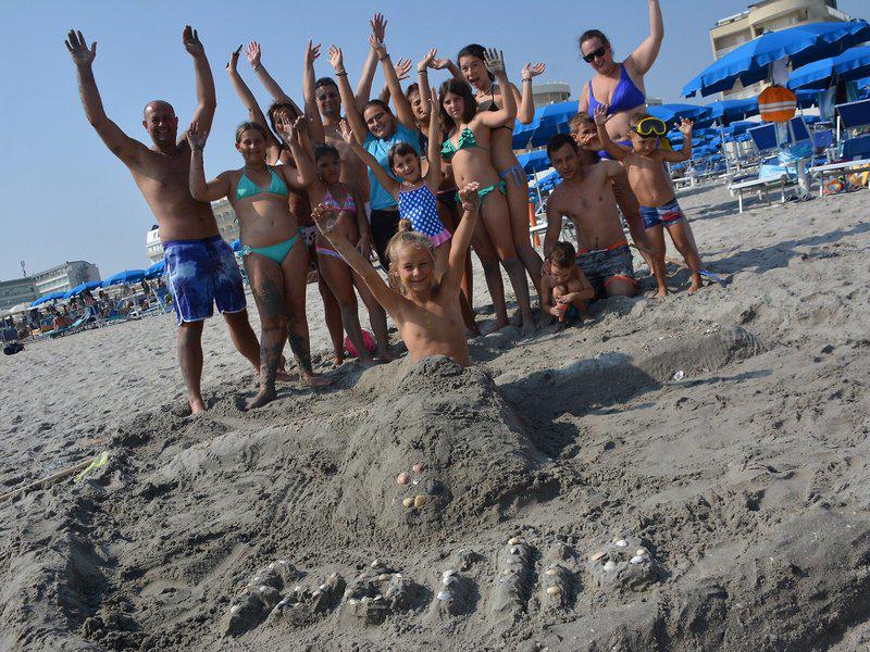 FF6AF70A3DEF29952D6AA10A67D19D5C